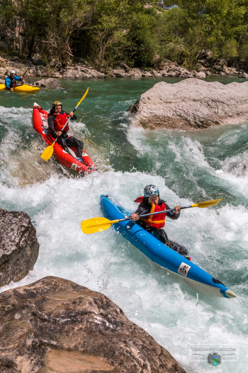 photo cano raft air boat canoe verdon